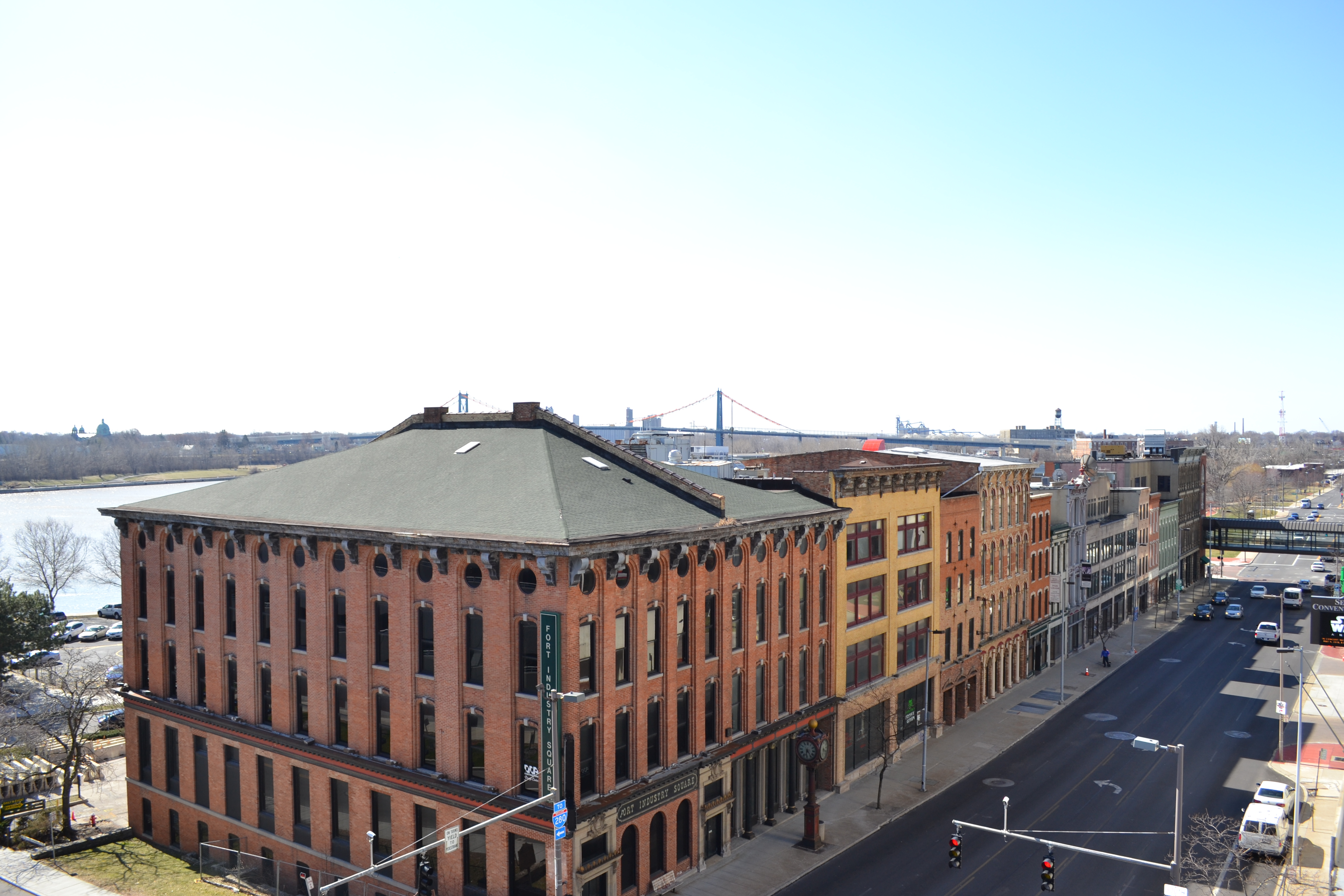 Fort Industry Square